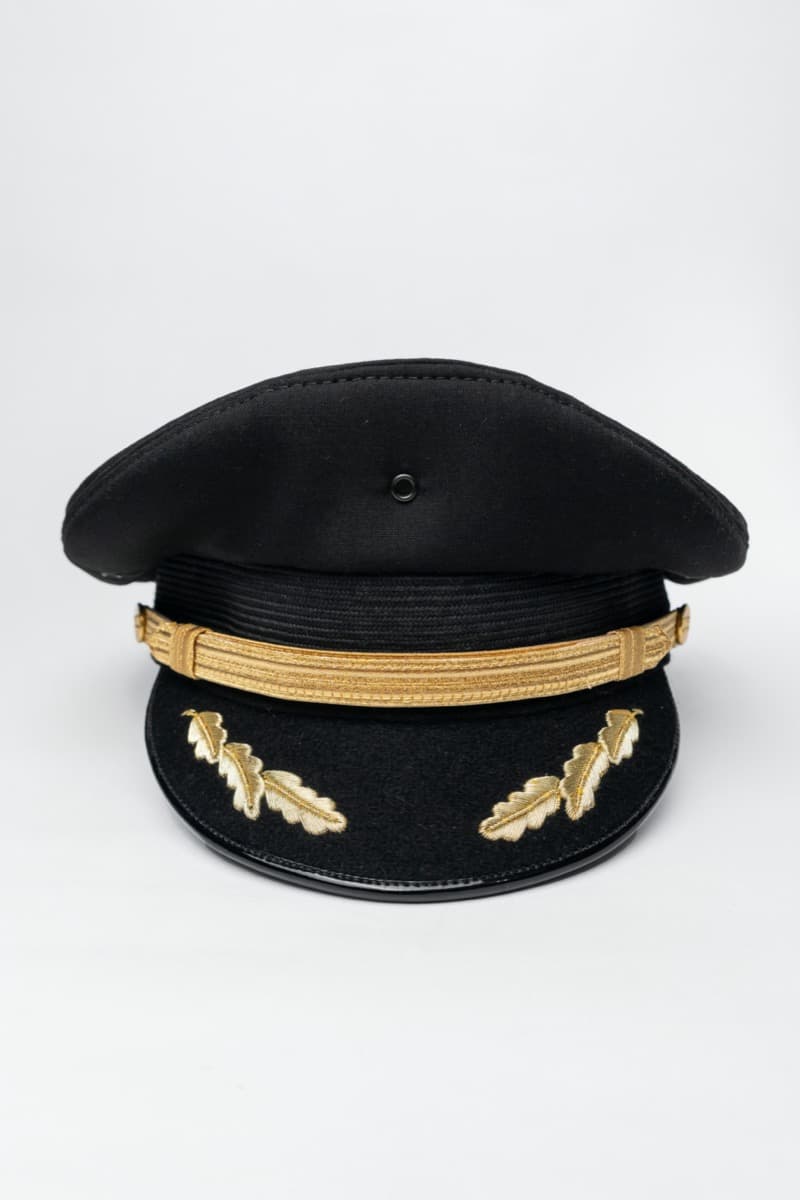 Boina de piloto con insignia bordada